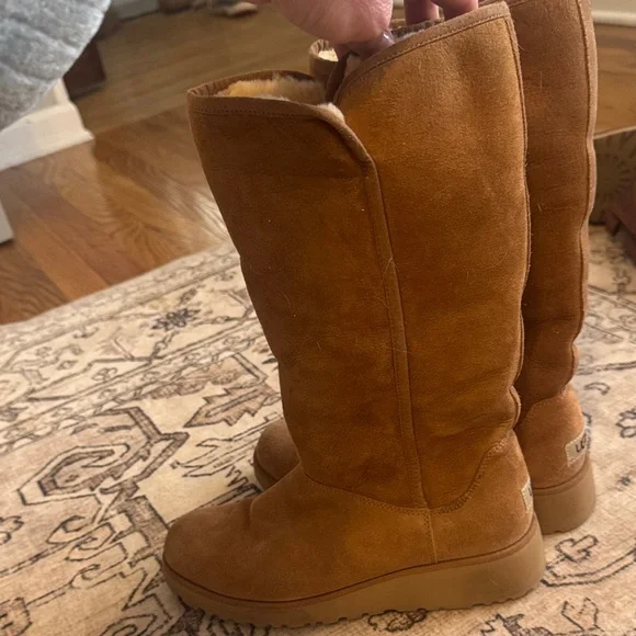 Ugg Chestnut Suede Wedge Boots - Picture 5 of 5